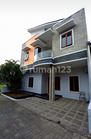 Rumah Cluster Tenang & Lingkungan Nyaman