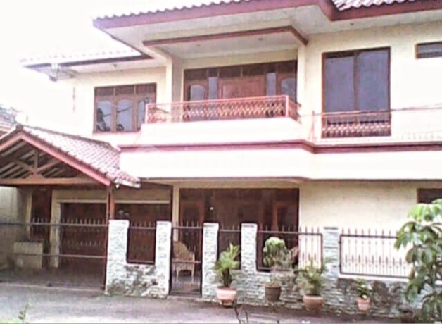 Spacious & Private House Quiet & Safe Location