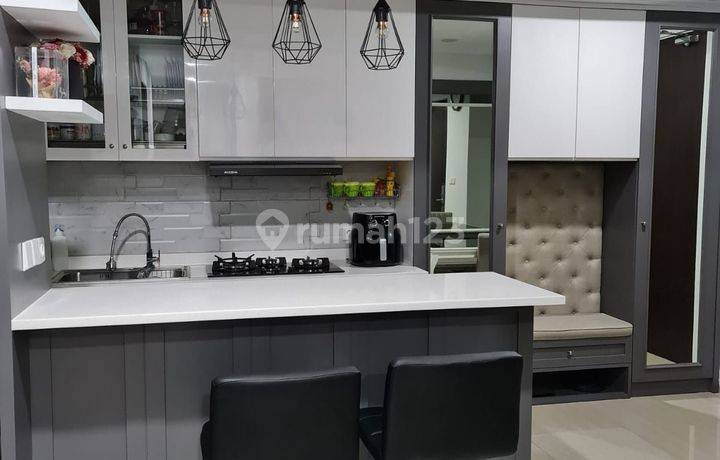 Apartement Citra Lake Suites 3BR Full Furnish Garden View Hoek
