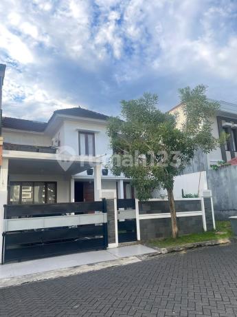 Rumah Mewah di Cluster Vancouver, Balikpapan Baru