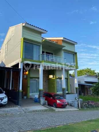 Two-Story Furnished House. In Borneo Paradiso. Oak Wood Cluster