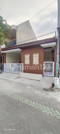 Rumah Full Renovasi Siap Huni Di Perum Pgri Sendangmulyo 