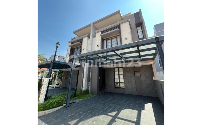 Rumah Mewah Modern 3 Lantai Fasilitas Lengkap di Jakarta Rumah Mewah Modern 3 Lantai Fasilitas Lengkap di Jakarta