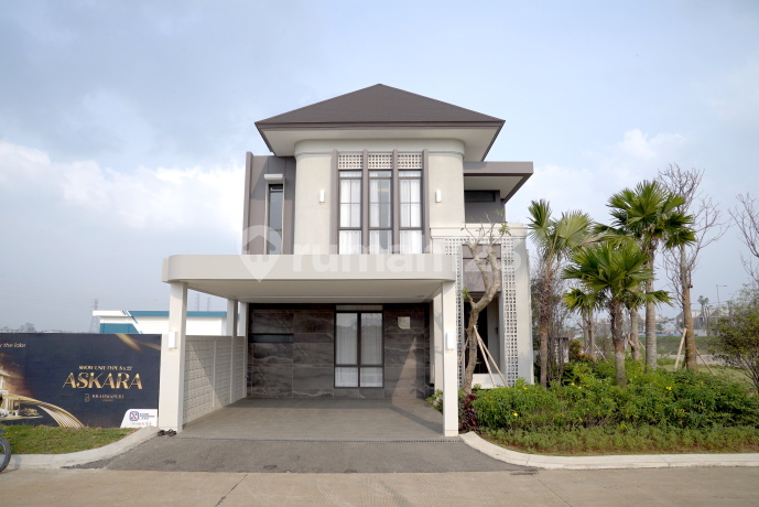 Jual Rumah Mewah Super Luas 2 Lantai Dekat Toll & Sekolah Jual Rumah Mewah Super Luas 2 Lantai Dekat Toll & Sekolah