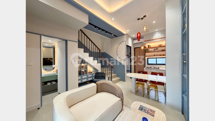 Rumah Bagus Modern 2 Lantai di Grand Wisata Bekasi Kondisi Baru
