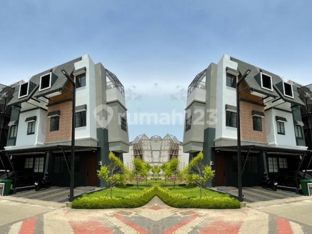 For Sale Rumah 3 Lantai Ada Rooftop Kondisi Baru di Dalam Cluster Strategis