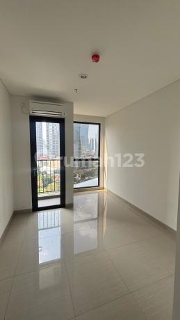 For Rent: Modern Studio Apartment (24 sqm) at The Newton 2, Ciputra World 2 – located in the prestigious Kuningan area of South Jakarta.