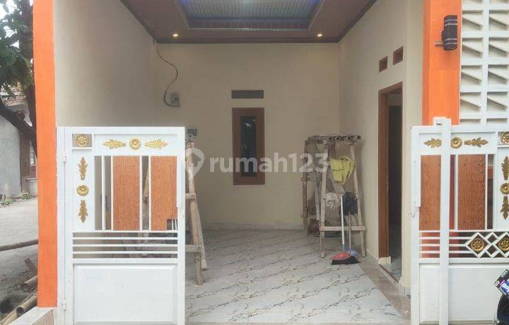 Rumah 2 Lantai Bagus Unfurnished SHM di Perum Babelan Indah Bekasi , Bekasi B0322