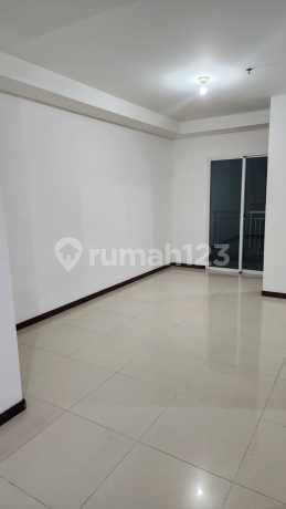 Disewakan 2Br Condominium Tanpa AC Greenbay Pluit