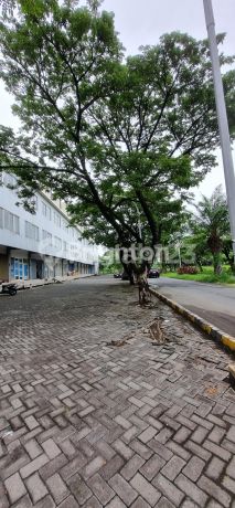 Ruko 3 Lantai di Royal Town Regency , Gunung Anyar