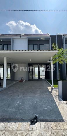 New 2-Story House in Taman Sukodono Housing Estate, Sidoarjo New 2-Story House in Taman Sukodono Housing Estate, Sidoarjo