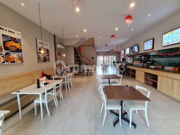 Dijual Cepat Ruko Luas Strategis 2 Lantai Di Jatiwaringin Bekasi Dijual Cepat Ruko Luas Strategis 2 Lantai Di Jatiwaringin Bekasi