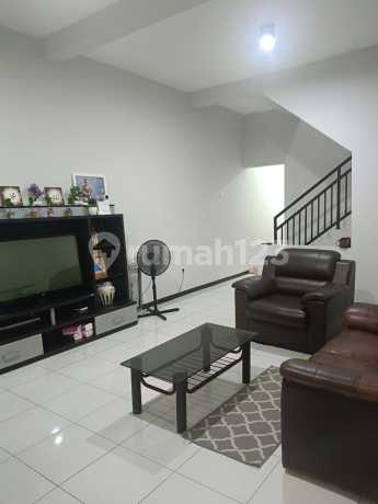 Di jual rumah siap huni rapih di Grand Cibubur Boutique Residence , Dekat Akses Tol Kota Wisata