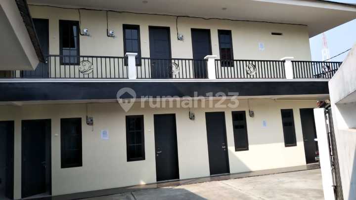 Bangunan Kost Kost An 2 Lantai Siap Huni di Karang Tengah Permai