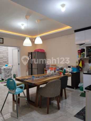 Dijual Rumah Siap Huni di Cluster Aralia Harapan Indah Bekasi