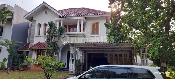 Dijual Cepat. Rumah Asri Taman Depan-Belakang. Posisi Menghadap Taman Komplek. Cluster Magnolia. Taman Sutera Magnolia No. 42. Nego.
