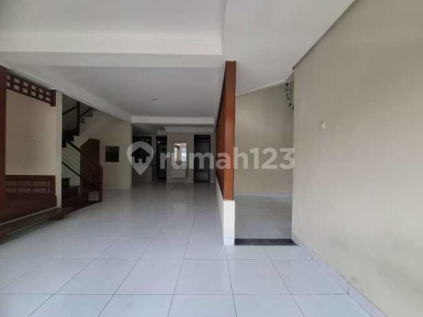 Jual Rumah Siap Huni di Komplek Budisari Hook Setiabudi Bandung