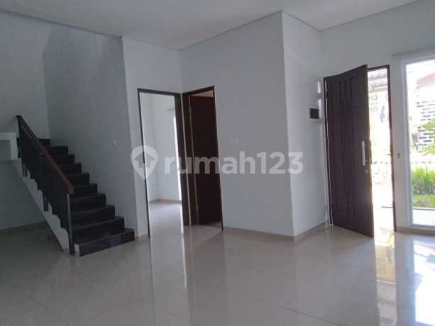 Rumah Minimalis 2 Lantai di Cluster Setra Glory Bandung Utara