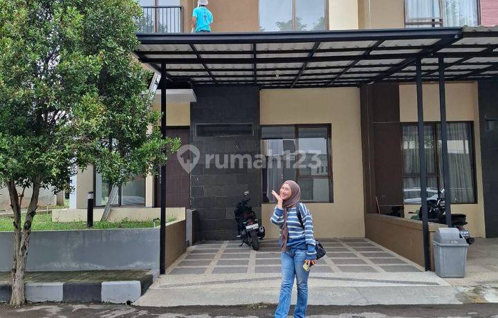 Rumah 2 Lantai di Komplek Duta Family Estate Raya Bandung Garut