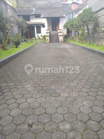 Jual Rumah Nyaman Asri di Komplek Budisari Setiabudi Bandung