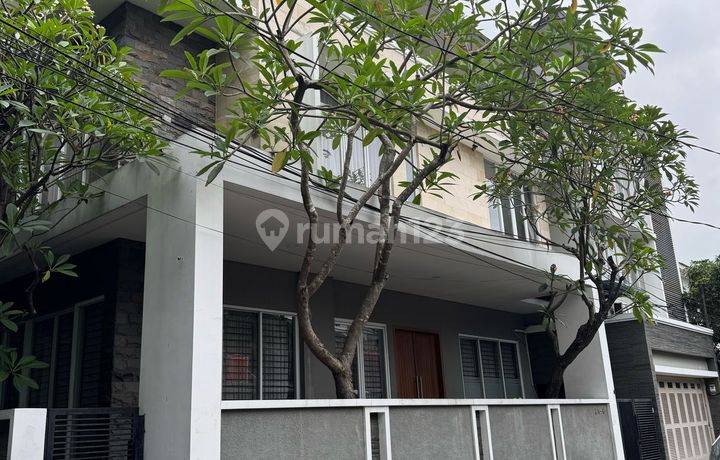 Dijual rumah siap huni di buana permai cipondoh tangerang 