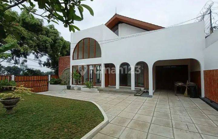 Rumah Baru Lux Minimalis Modern di Kpad Gegerkalong Bandung