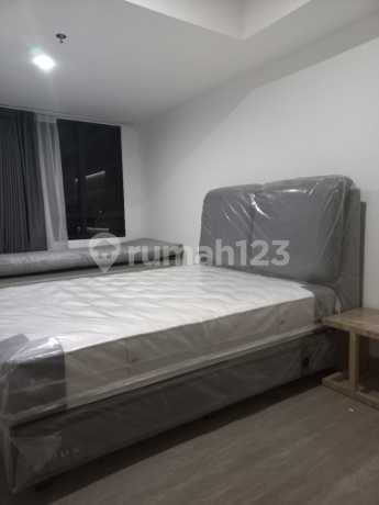 Collins Boulevard Apartment for Rent Near Binus