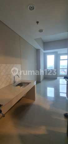 Apartemen Siap Huni, Balkon yang luas, Bess Mansion-Surabaya