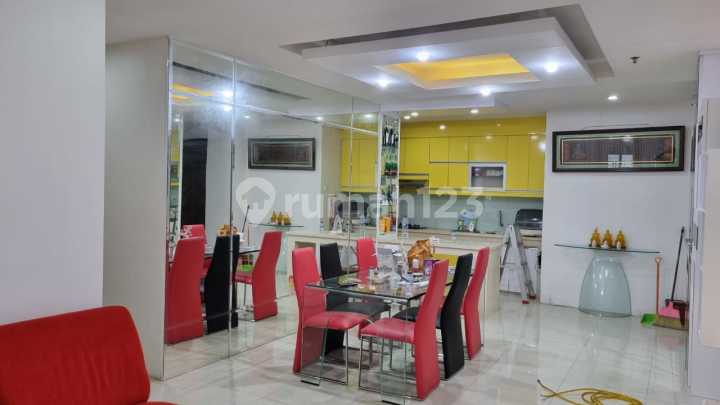 Royal Condominum Furnished