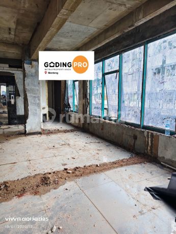 Di Jual Ruko Gandeng Posisi Hoek + Badan, Ada Lift, Lokasi Strategis,, Aman Cocok Utk Cafe , Spa , Office