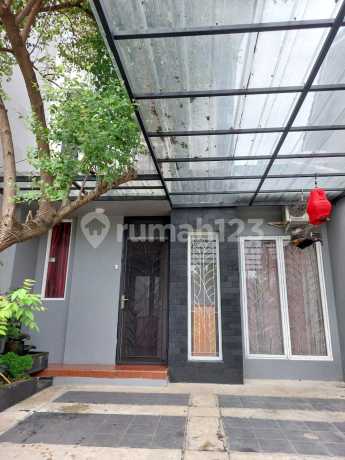 Rumah 2 Lantai di Ayna Residence Graha Raya