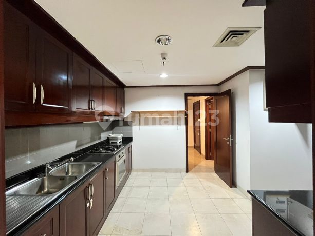 Apartment SCBD Suites 2 BR Bagus Furnished