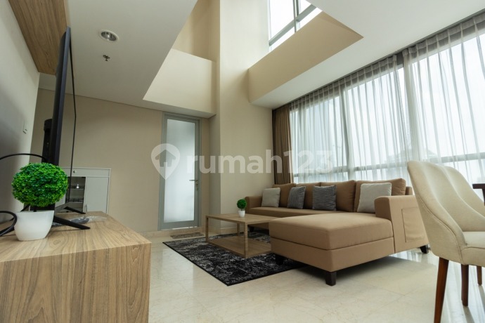Ciputra World 2 Apartment Fully Furnished Nice 3 BR