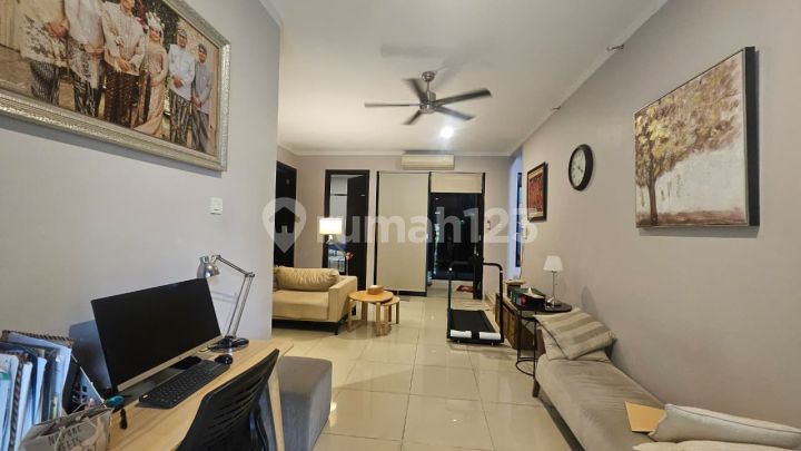 Nice House at Discovery Flamine Bintaro Jaya Sector 9 Nice House at Discovery Flamine Bintaro Jaya Sector 9