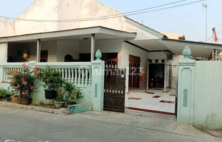 Dijual Rumah Hook Di Pondok Cipta Bintara Dekat Superindo Bekasi Barat