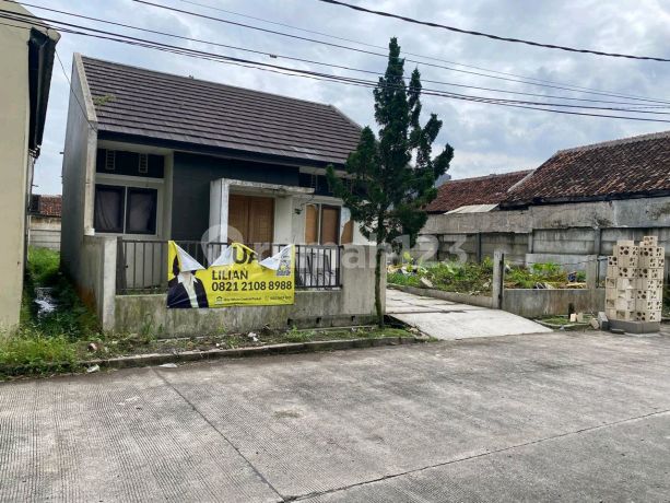 Tanah di Taman Kopo Katapang Seluas 477M2, Bonus Rumah Type 45 Tanah di Taman Kopo Katapang Seluas 477M2, Bonus Rumah Type 45