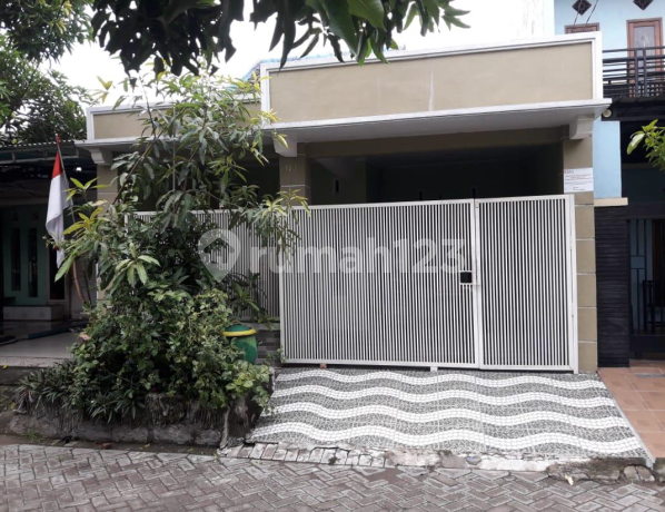 Rumah Minimalis Di The Graha Residence Waru