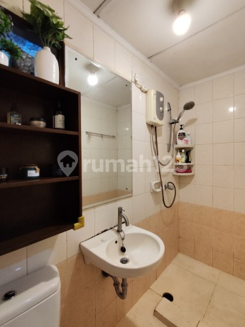 Apt Medit Siap Huni Lantai 20 bisa di Bantu KPA Apt Medit Siap Huni Lantai 20 bisa di Bantu KPA