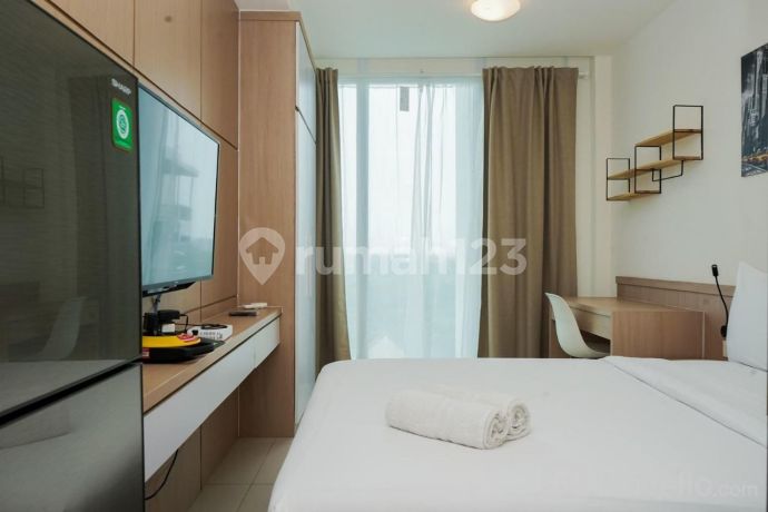 Tree Park BSD Apartment Fully Furnished Studio Type