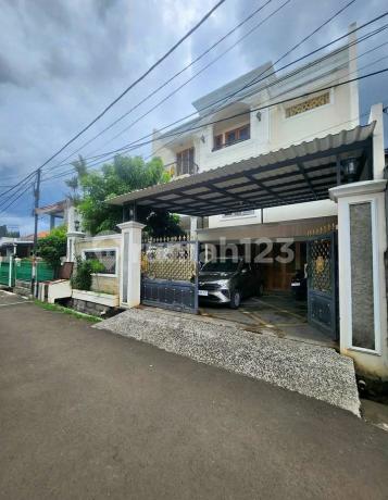 Di Jual Rumah di Komplek Sekneg Cidodol Baru Kebayoran Lama Jakarta Selatan Di Jual Rumah di Komplek Sekneg Cidodol Baru Kebayoran Lama Jakarta Selatan