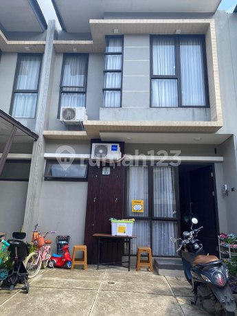 Rumah Bagus Di Daerah Emerald Terrace Jatiasih Bekasi Rumah Bagus Di Daerah Emerald Terrace Jatiasih Bekasi