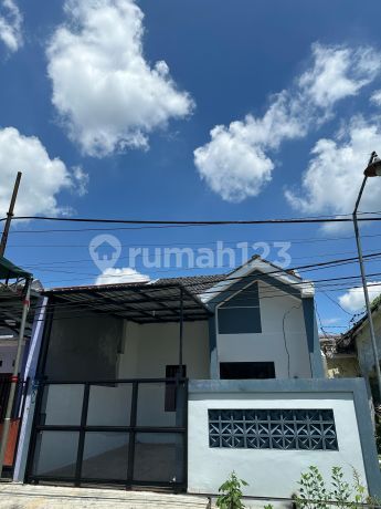 For Sale Newly Renovated House in Perumtas 3, Sidoarjo