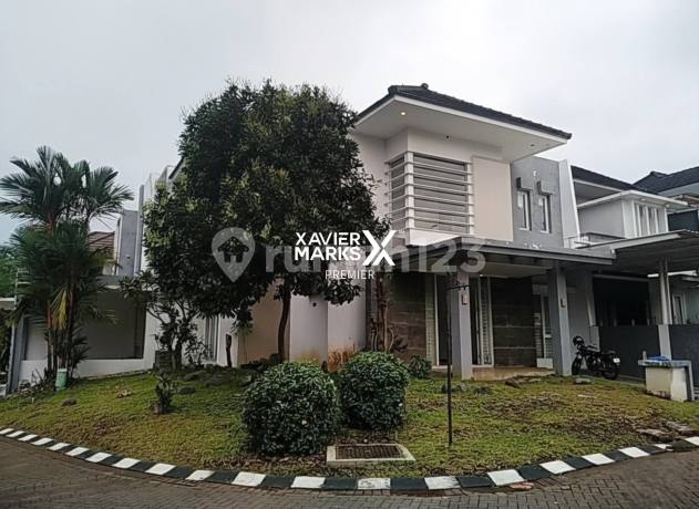 Rumah Pojok Siap Huni Di Ijen Nirwana Klojen Kota Malang