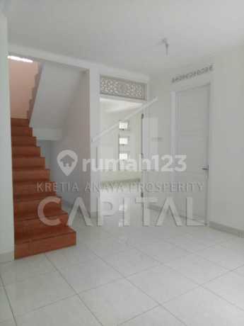 Rumah Impian Lokasi Strategis di Taman Kopo Melati Rumah Impian Lokasi Strategis di Taman Kopo Melati