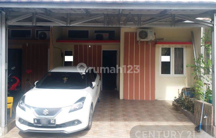 Hunian Bagus Emerald Lake Komplek Elit Akses Tol