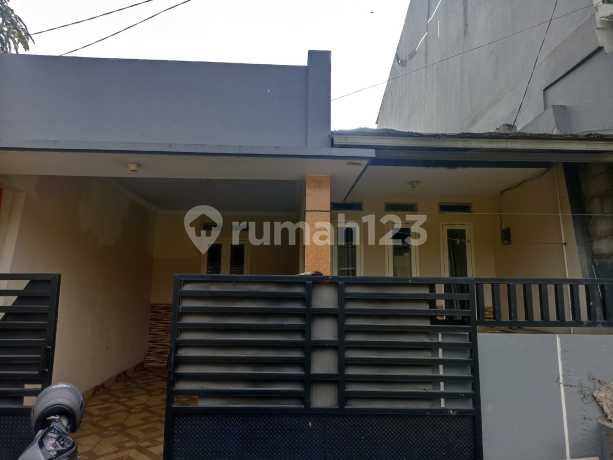 Dijual Rumah Murah Siap Huni di Grand Residence City Bekasi Dijual Rumah Murah Siap Huni di Grand Residence City Bekasi