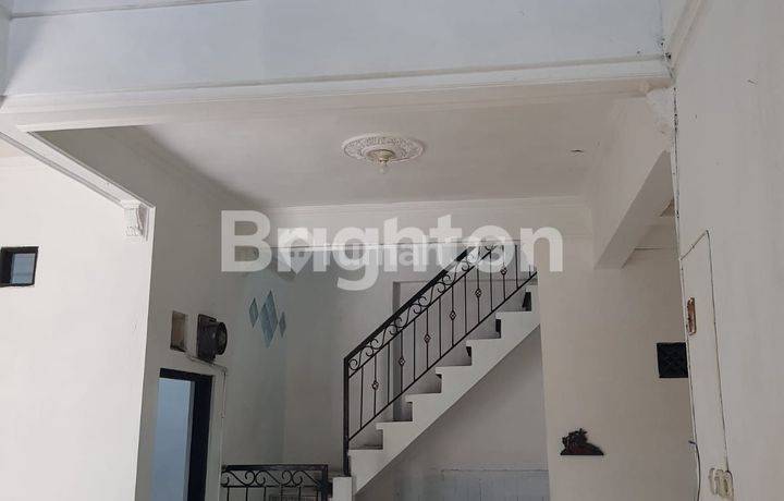 RUMAH  2LANTAI DI SEDATI PERMAI JUANDA SIDOARJO
