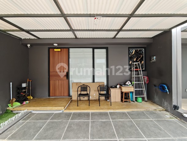 Dijual Rumah Modern Minimalis 2 Lantai Lokasi Strategis Dijual Rumah Modern Minimalis 2 Lantai Lokasi Strategis