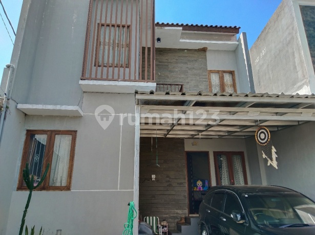 Termurah! Rumah 2 Lantai SHM di Sariwangi Cihanjuang Dalam Komplek Asri