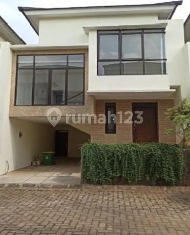 Rumah Bagus Di Villa Lalita Ciputat Tangerang Selatan